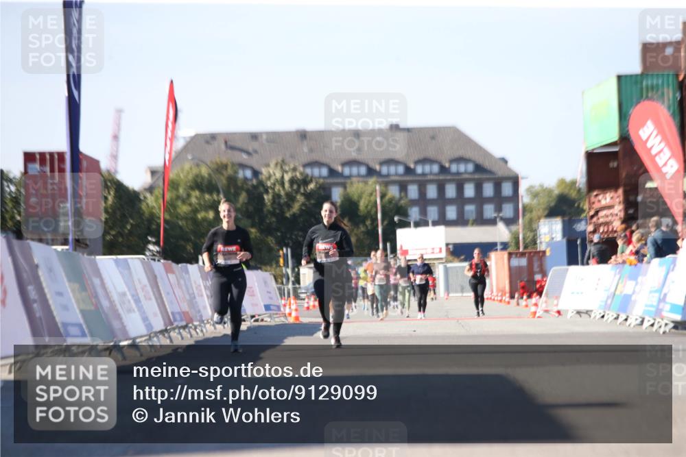 03.10.2025 - Köhlbrandbrückenlauf Jannik Wohlers http://msf.ph/oto/9129099 03.10.2025 13:42:11 Ziel 5253, 5620 meine-sportfotos.de