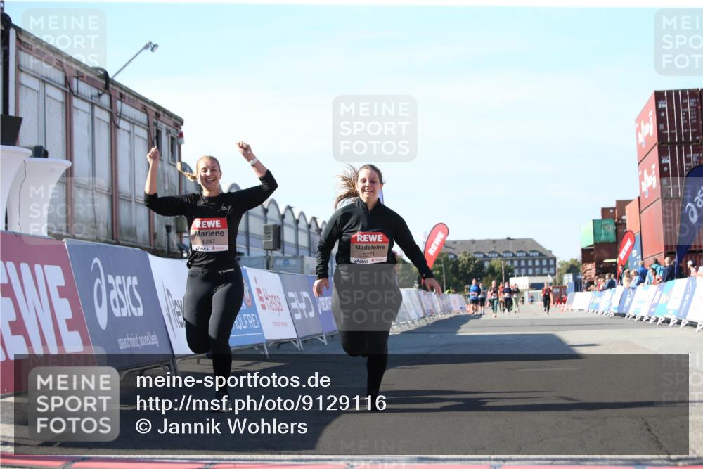 03.10.2025 - Köhlbrandbrückenlauf Jannik Wohlers http://msf.ph/oto/9129116 03.10.2025 13:42:19 Ziel 5271, 6247 meine-sportfotos.de