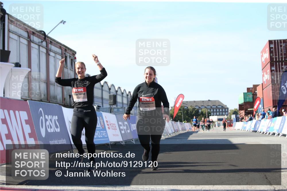 03.10.2025 - Köhlbrandbrückenlauf Jannik Wohlers http://msf.ph/oto/9129120 03.10.2025 13:42:19 Ziel 5271, 6247 meine-sportfotos.de