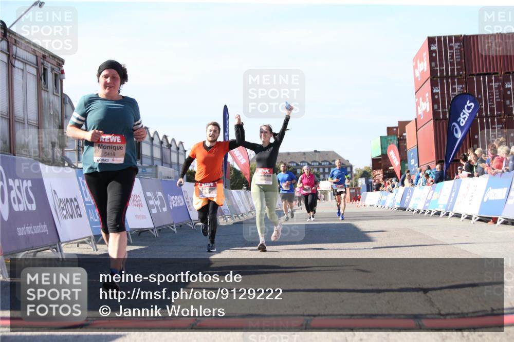 03.10.2025 - Köhlbrandbrückenlauf Jannik Wohlers http://msf.ph/oto/9129222 03.10.2025 13:42:45 Ziel 4944, 5086, 5254, 5418, 6160, 6161, 6260 meine-sportfotos.de