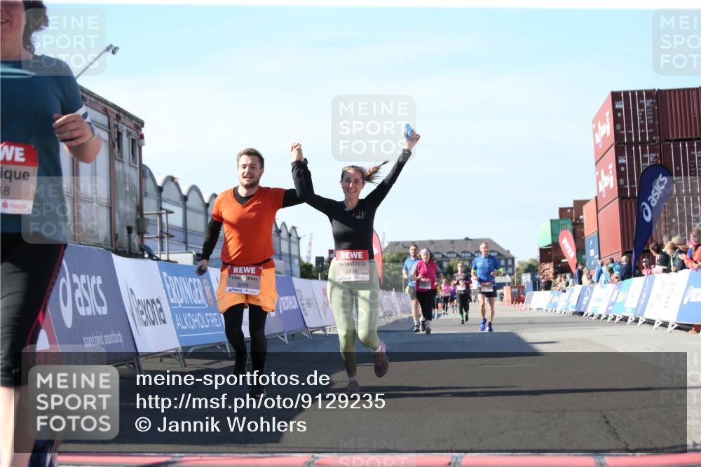 03.10.2025 - Köhlbrandbrückenlauf Jannik Wohlers http://msf.ph/oto/9129235 03.10.2025 13:42:46 Ziel 4944, 5086, 5254, 5418, 6160, 6161, 6260 meine-sportfotos.de