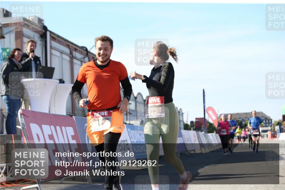 03.10.2025 - Köhlbrandbrückenlauf Jannik Wohlers http://msf.ph/oto/9129262 03.10.2025 13:42:48 Ziel 4944, 5086, 5254, 5418, 6160, 6161, 6260, 6468, 6469 meine-sportfotos.de