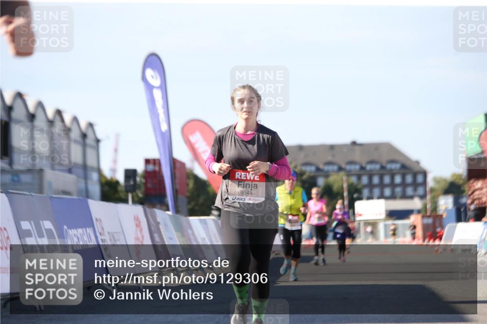 03.10.2025 - Köhlbrandbrückenlauf Jannik Wohlers http://msf.ph/oto/9129306 03.10.2025 13:42:57 Ziel 4778, 4944, 5086, 6468, 6469, 6548 meine-sportfotos.de