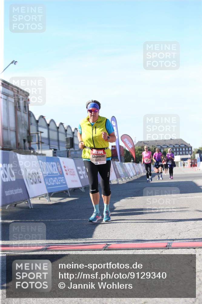 03.10.2025 - Köhlbrandbrückenlauf Jannik Wohlers http://msf.ph/oto/9129340 03.10.2025 13:43:07 Ziel 6463, 6548 meine-sportfotos.de