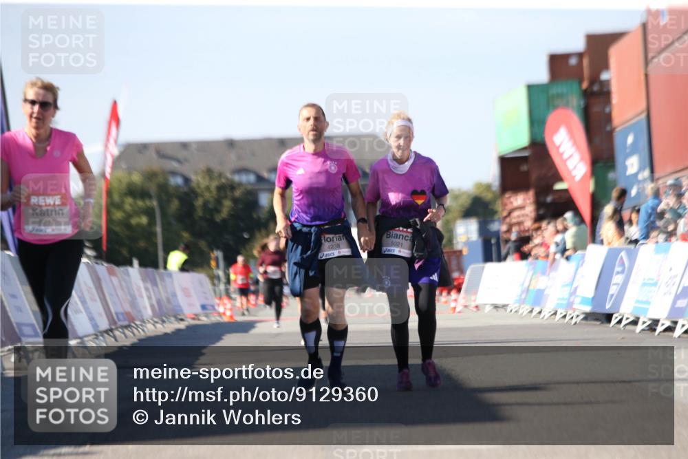 03.10.2025 - Köhlbrandbrückenlauf Jannik Wohlers http://msf.ph/oto/9129360 03.10.2025 13:43:12 Ziel 4238, 5021, 6463, 6711 meine-sportfotos.de