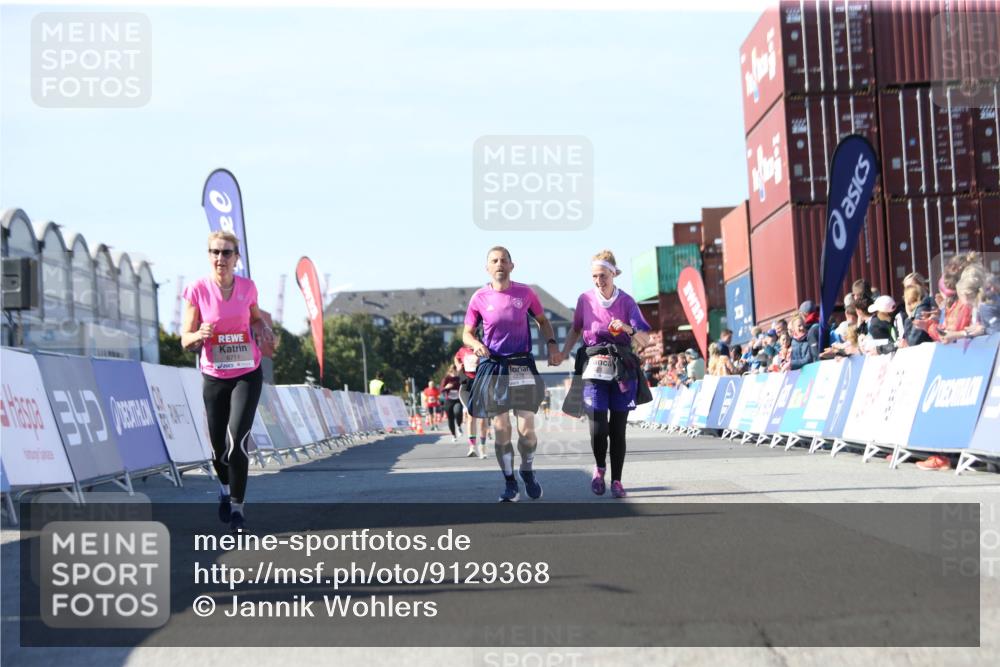 03.10.2025 - Köhlbrandbrückenlauf Jannik Wohlers http://msf.ph/oto/9129368 03.10.2025 13:43:13 Ziel 4238, 5021, 6463, 6711 meine-sportfotos.de