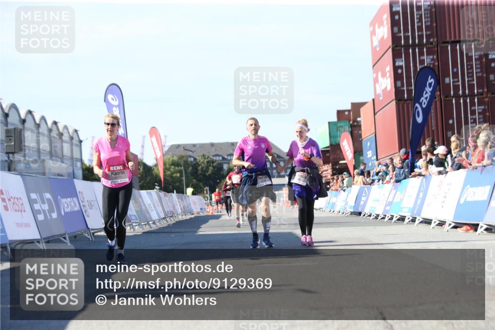 03.10.2025 - Köhlbrandbrückenlauf Jannik Wohlers http://msf.ph/oto/9129369 03.10.2025 13:43:14 Ziel 4238, 5021, 6463, 6711 meine-sportfotos.de
