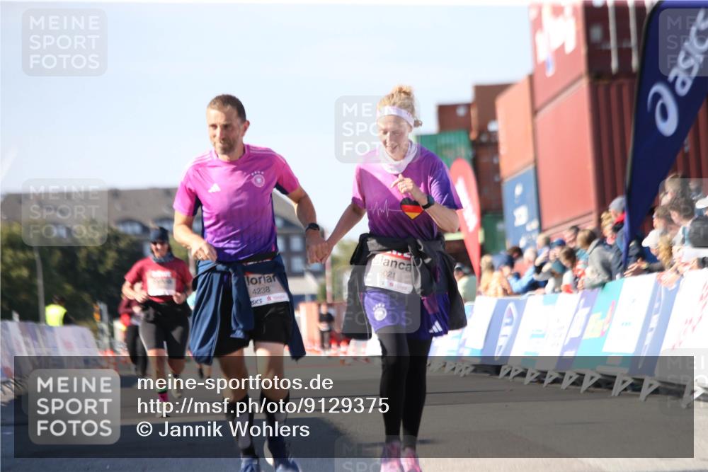 03.10.2025 - Köhlbrandbrückenlauf Jannik Wohlers http://msf.ph/oto/9129375 03.10.2025 13:43:15 Ziel 4238, 5021, 6463, 6711 meine-sportfotos.de