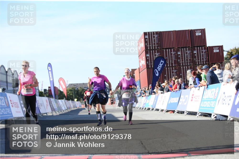 03.10.2025 - Köhlbrandbrückenlauf Jannik Wohlers http://msf.ph/oto/9129378 03.10.2025 13:43:16 Ziel 4238, 5021, 5464, 6463, 6711 meine-sportfotos.de