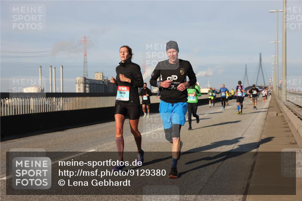 03.10.2025 - Köhlbrandbrückenlauf Lena Gebhardt http://msf.ph/oto/9129380 03.10.2025 09:48:52 Position 2 1152 meine-sportfotos.de