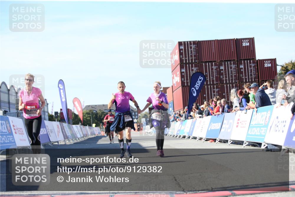 03.10.2025 - Köhlbrandbrückenlauf Jannik Wohlers http://msf.ph/oto/9129382 03.10.2025 13:43:16 Ziel 4238, 5021, 5464, 6463, 6711 meine-sportfotos.de