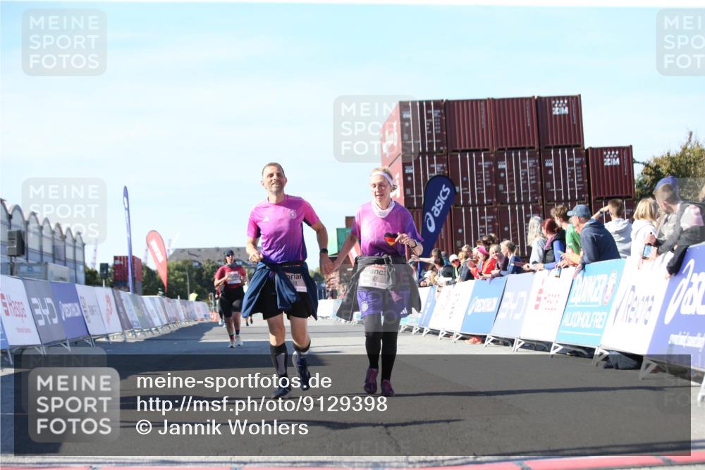 03.10.2025 - Köhlbrandbrückenlauf Jannik Wohlers http://msf.ph/oto/9129398 03.10.2025 13:43:17 Ziel 4238, 5021, 5464, 6463, 6711 meine-sportfotos.de