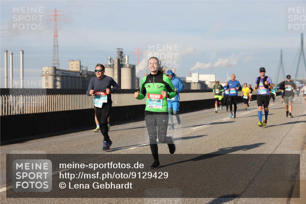 03.10.2025 - Köhlbrandbrückenlauf Lena Gebhardt http://msf.ph/oto/9129429 03.10.2025 09:48:53 Position 2 2714 meine-sportfotos.de