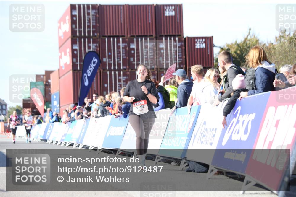 03.10.2025 - Köhlbrandbrückenlauf Jannik Wohlers http://msf.ph/oto/9129487 03.10.2025 13:43:49 Ziel 5351 meine-sportfotos.de