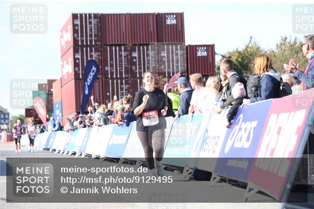 03.10.2025 - Köhlbrandbrückenlauf Jannik Wohlers http://msf.ph/oto/9129495 03.10.2025 13:43:49 Ziel 5351 meine-sportfotos.de