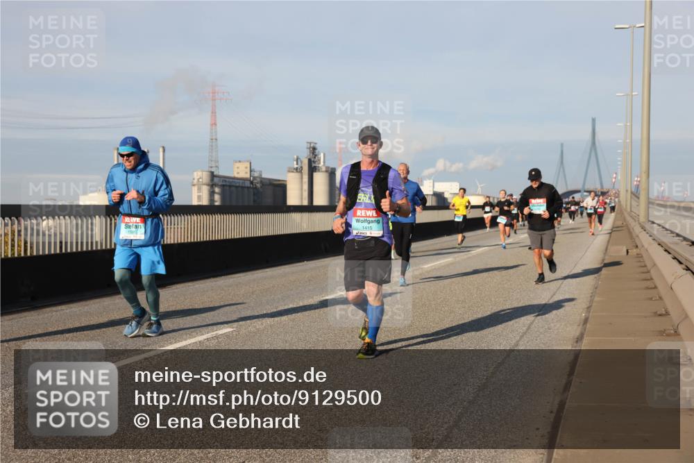 03.10.2025 - Köhlbrandbrückenlauf Lena Gebhardt http://msf.ph/oto/9129500 03.10.2025 09:48:56 Position 2 1328, 1415 meine-sportfotos.de