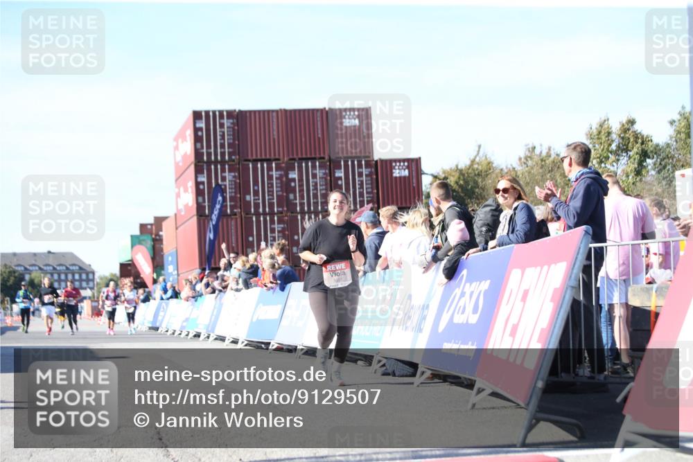 03.10.2025 - Köhlbrandbrückenlauf Jannik Wohlers http://msf.ph/oto/9129507 03.10.2025 13:43:50 Ziel 5351 meine-sportfotos.de
