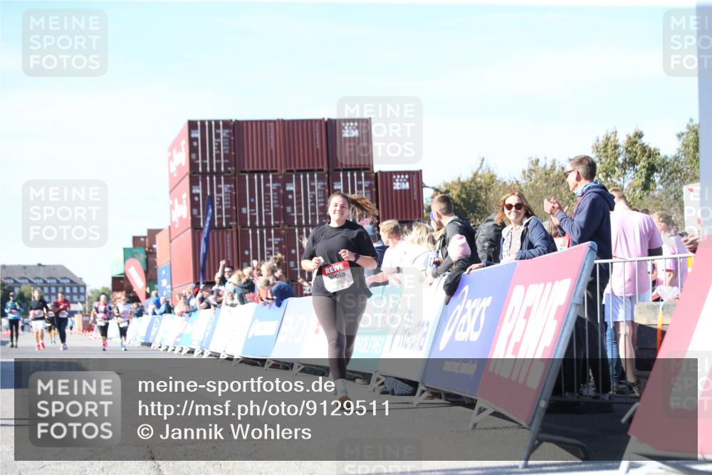 03.10.2025 - Köhlbrandbrückenlauf Jannik Wohlers http://msf.ph/oto/9129511 03.10.2025 13:43:50 Ziel 5351 meine-sportfotos.de