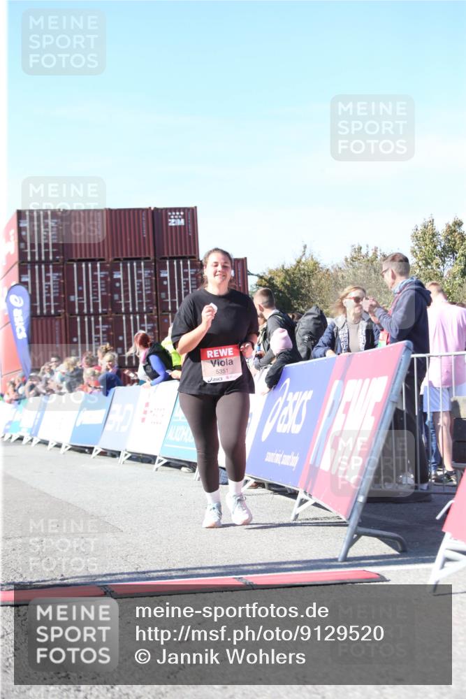 03.10.2025 - Köhlbrandbrückenlauf Jannik Wohlers http://msf.ph/oto/9129520 03.10.2025 13:43:51 Ziel 5351 meine-sportfotos.de