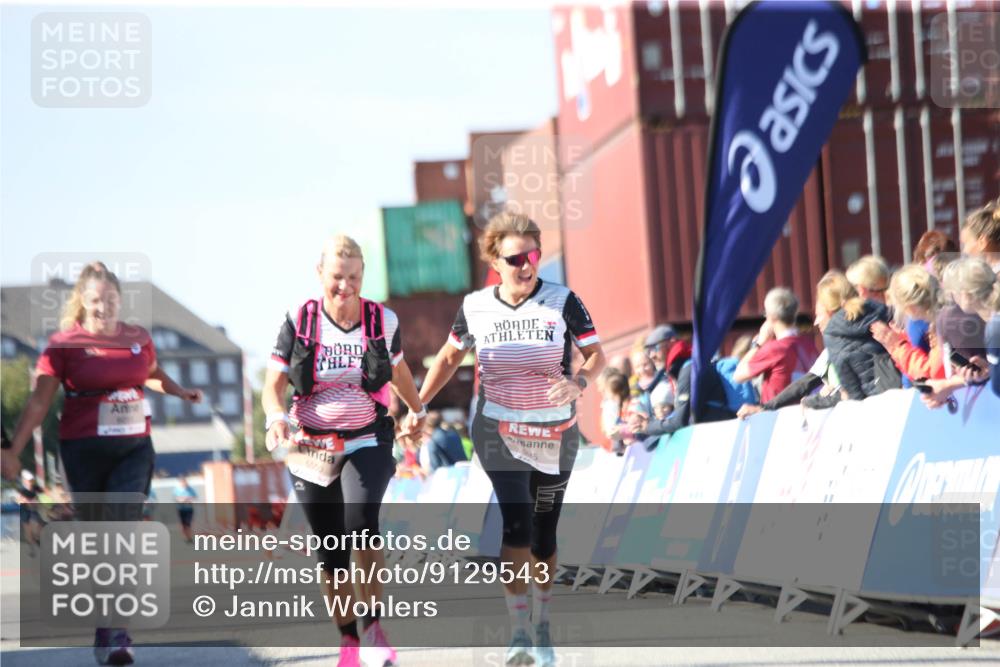 03.10.2025 - Köhlbrandbrückenlauf Jannik Wohlers http://msf.ph/oto/9129543 03.10.2025 13:43:58 Ziel 4295, 5351, 5445, 6010, 6011, 6550 meine-sportfotos.de