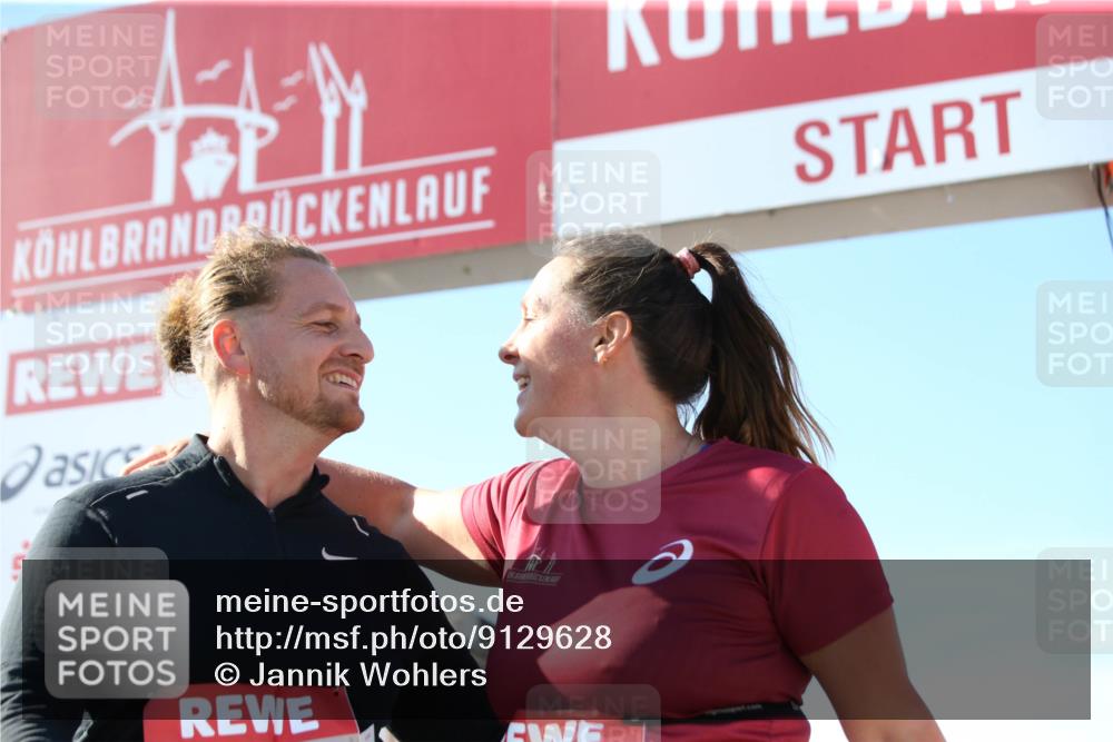 03.10.2025 - Köhlbrandbrückenlauf Jannik Wohlers http://msf.ph/oto/9129628 03.10.2025 13:44:07 Ziel 4295, 4906, 5415, 5416, 5445, 6010, 6011, 6550 meine-sportfotos.de