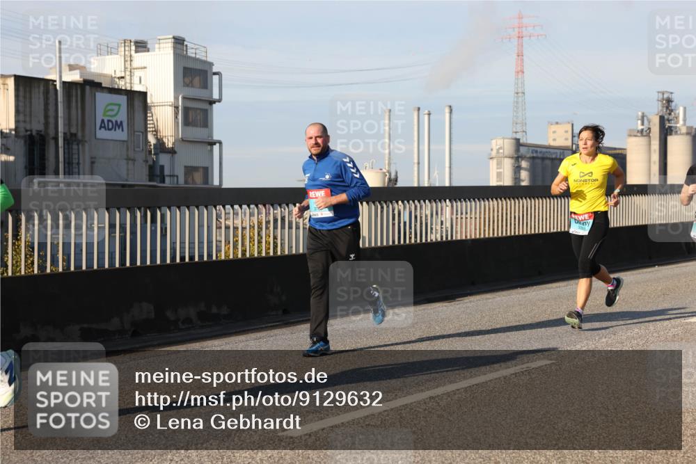 03.10.2025 - Köhlbrandbrückenlauf Lena Gebhardt http://msf.ph/oto/9129632 03.10.2025 09:49:01 Position 2 3333 meine-sportfotos.de