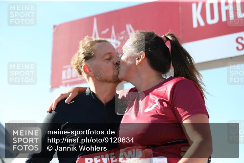 03.10.2025 - Köhlbrandbrückenlauf Jannik Wohlers http://msf.ph/oto/9129634 03.10.2025 13:44:08 Ziel 4295, 4906, 5415, 5416, 5445, 6010, 6011, 6550 meine-sportfotos.de