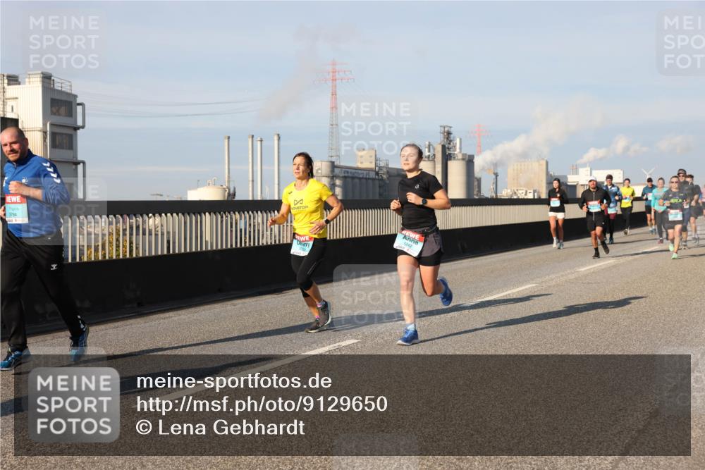 03.10.2025 - Köhlbrandbrückenlauf Lena Gebhardt http://msf.ph/oto/9129650 03.10.2025 09:49:01 Position 2 3764, 3333 meine-sportfotos.de