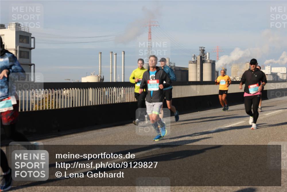 03.10.2025 - Köhlbrandbrückenlauf Lena Gebhardt http://msf.ph/oto/9129827 03.10.2025 09:49:09 Position 2  meine-sportfotos.de