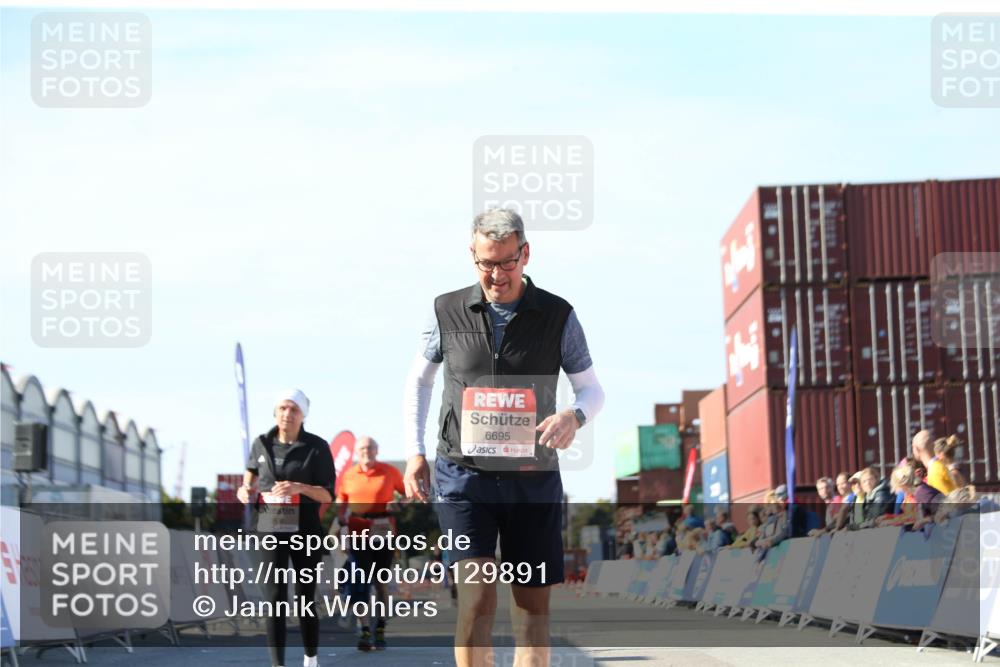 03.10.2025 - Köhlbrandbrückenlauf Jannik Wohlers http://msf.ph/oto/9129891 03.10.2025 13:45:21 Ziel 5015, 5600, 6264, 6695 meine-sportfotos.de