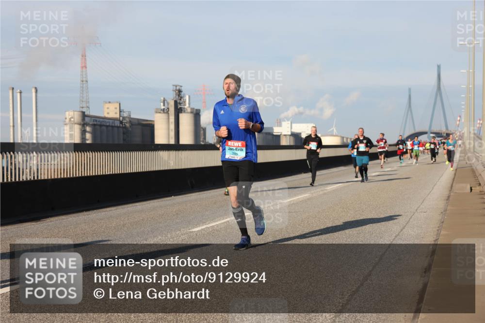 03.10.2025 - Köhlbrandbrückenlauf Lena Gebhardt http://msf.ph/oto/9129924 03.10.2025 09:49:13 Position 2 2029 meine-sportfotos.de