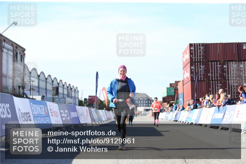 03.10.2025 - Köhlbrandbrückenlauf Jannik Wohlers http://msf.ph/oto/9129961 03.10.2025 13:45:43 Ziel 5184 meine-sportfotos.de