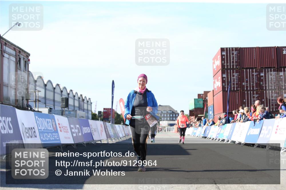 03.10.2025 - Köhlbrandbrückenlauf Jannik Wohlers http://msf.ph/oto/9129964 03.10.2025 13:45:43 Ziel 5184 meine-sportfotos.de