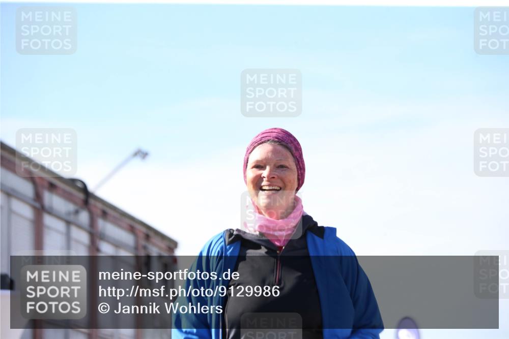 03.10.2025 - Köhlbrandbrückenlauf Jannik Wohlers http://msf.ph/oto/9129986 03.10.2025 13:45:45 Ziel 5184, 5860, 6029 meine-sportfotos.de