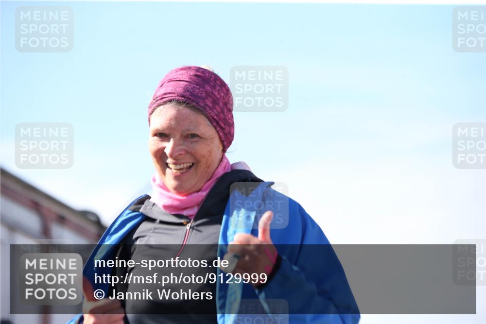 03.10.2025 - Köhlbrandbrückenlauf Jannik Wohlers http://msf.ph/oto/9129999 03.10.2025 13:45:46 Ziel 5184, 5375, 5860, 6029 meine-sportfotos.de