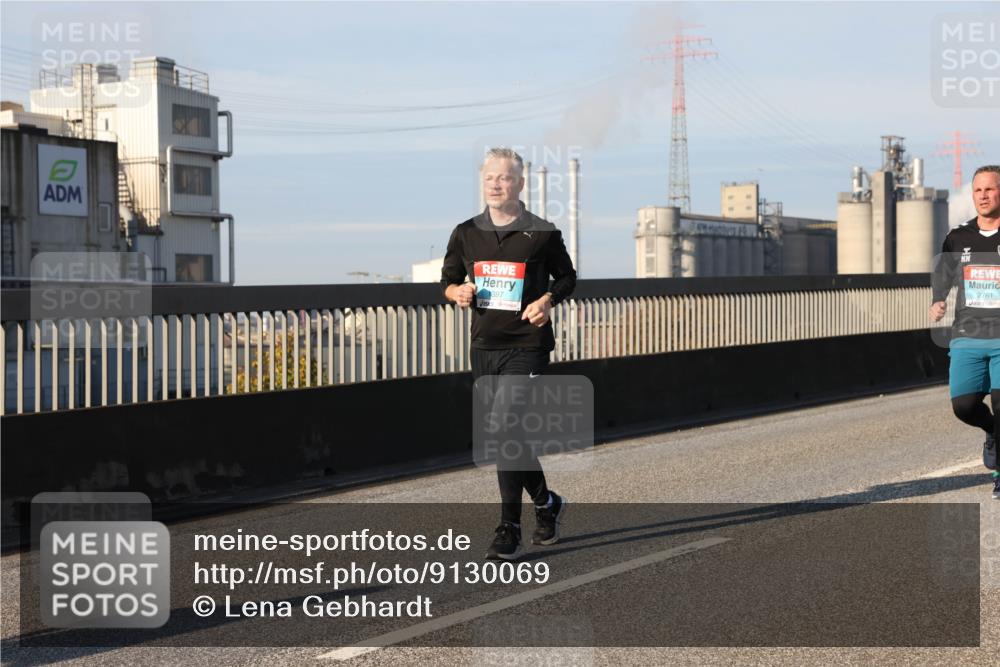 03.10.2025 - Köhlbrandbrückenlauf Lena Gebhardt http://msf.ph/oto/9130069 03.10.2025 09:49:18 Position 2 1397, 2761 meine-sportfotos.de