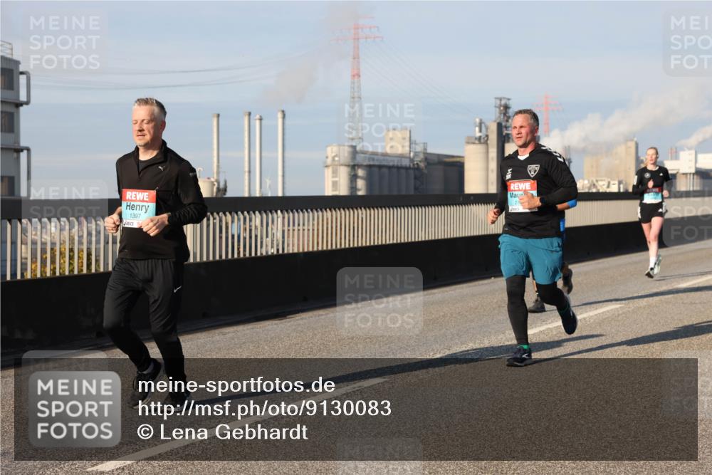 03.10.2025 - Köhlbrandbrückenlauf Lena Gebhardt http://msf.ph/oto/9130083 03.10.2025 09:49:19 Position 2 1397, 21 meine-sportfotos.de