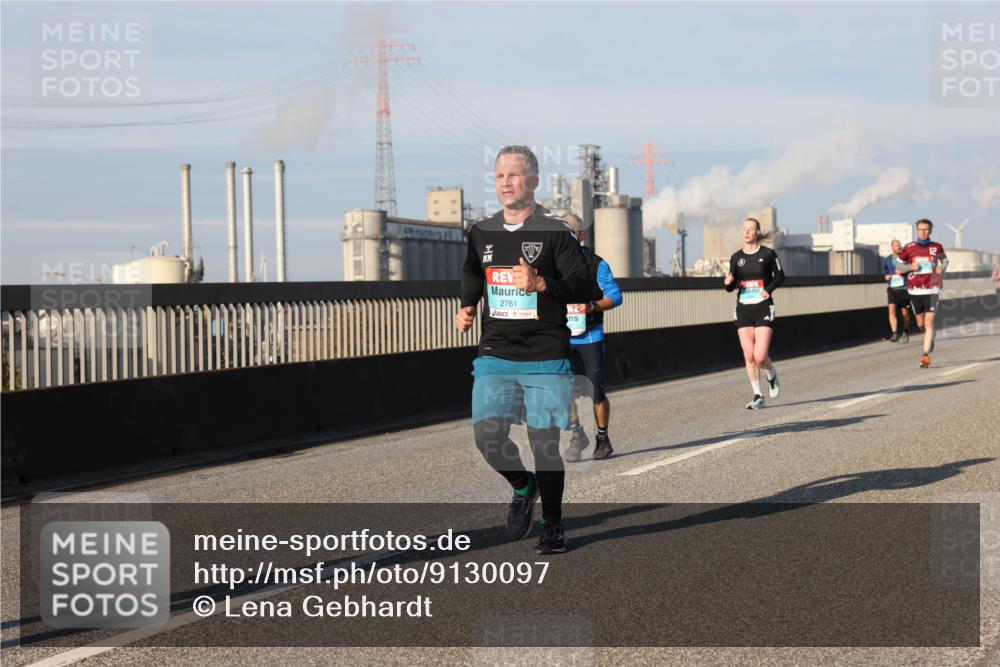 03.10.2025 - Köhlbrandbrückenlauf Lena Gebhardt http://msf.ph/oto/9130097 03.10.2025 09:49:19 Position 2 2761 meine-sportfotos.de
