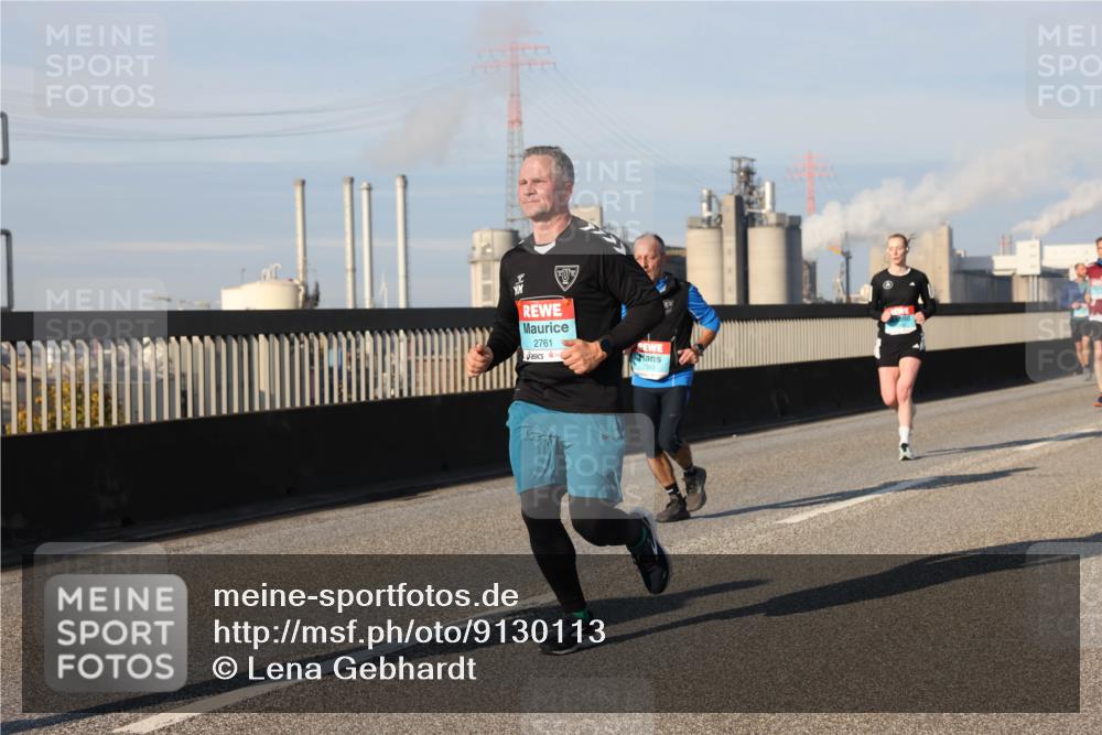 03.10.2025 - Köhlbrandbrückenlauf Lena Gebhardt http://msf.ph/oto/9130113 03.10.2025 09:49:19 Position 2 2761 meine-sportfotos.de
