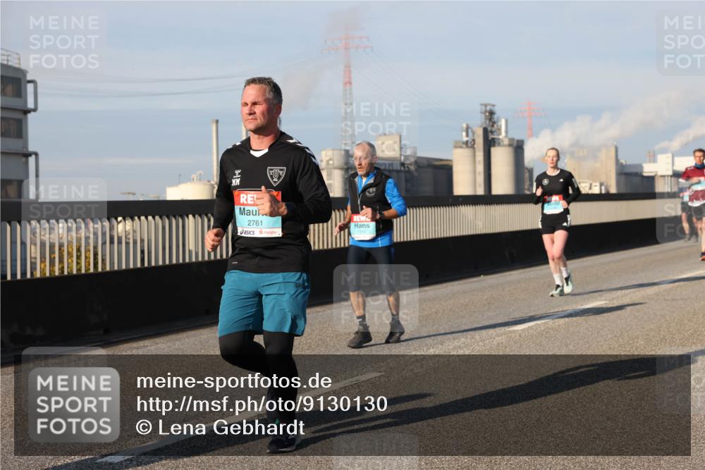 03.10.2025 - Köhlbrandbrückenlauf Lena Gebhardt http://msf.ph/oto/9130130 03.10.2025 09:49:20 Position 2 2761 meine-sportfotos.de