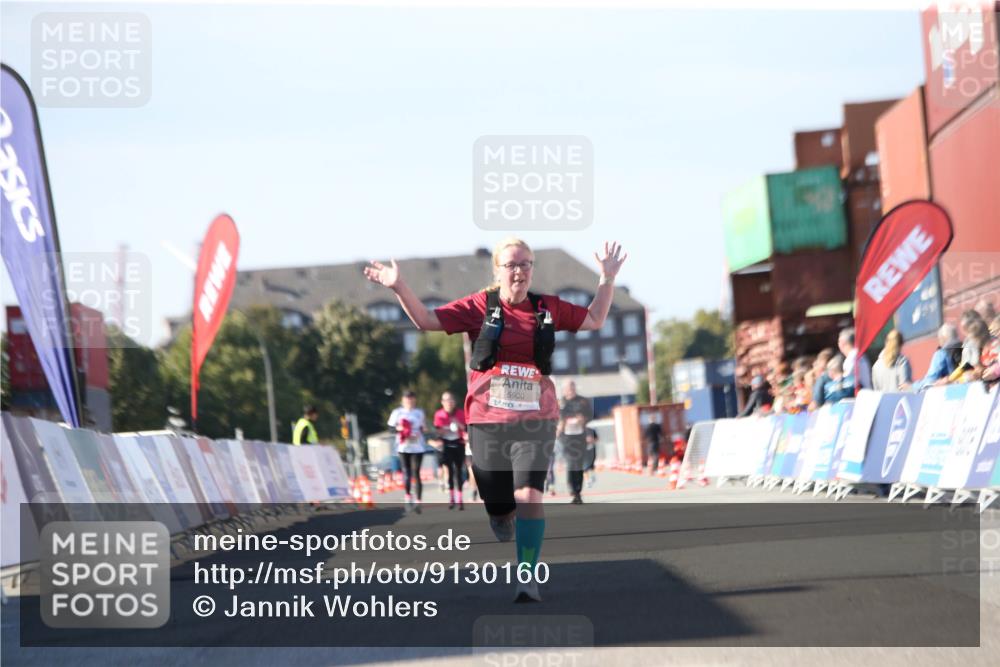 03.10.2025 - Köhlbrandbrückenlauf Jannik Wohlers http://msf.ph/oto/9130160 03.10.2025 13:46:25 Ziel 5900 meine-sportfotos.de