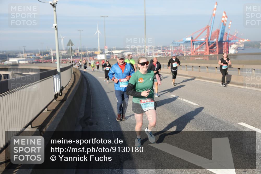 03.10.2025 - Köhlbrandbrückenlauf Yannick Fuchs http://msf.ph/oto/9130180 03.10.2025 09:02:34 Position 2 2260 meine-sportfotos.de