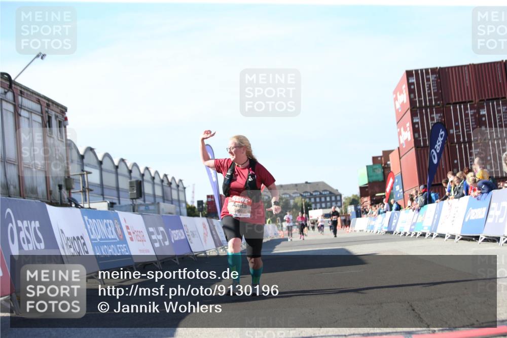 03.10.2025 - Köhlbrandbrückenlauf Jannik Wohlers http://msf.ph/oto/9130196 03.10.2025 13:46:28 Ziel 5900 meine-sportfotos.de