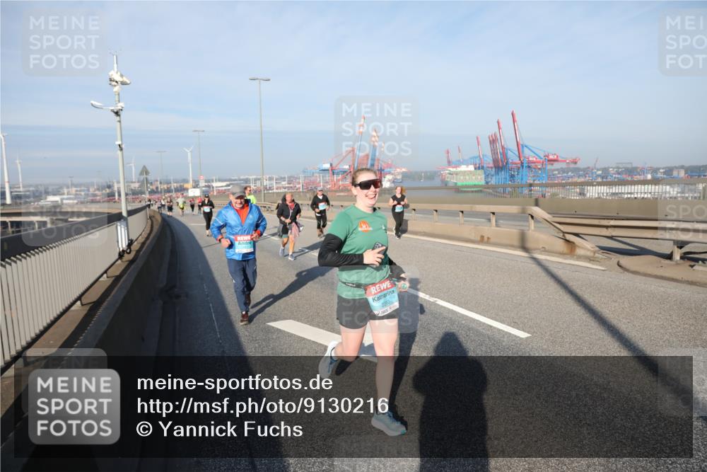 03.10.2025 - Köhlbrandbrückenlauf Yannick Fuchs http://msf.ph/oto/9130216 03.10.2025 09:02:35 Position 2 2260 meine-sportfotos.de
