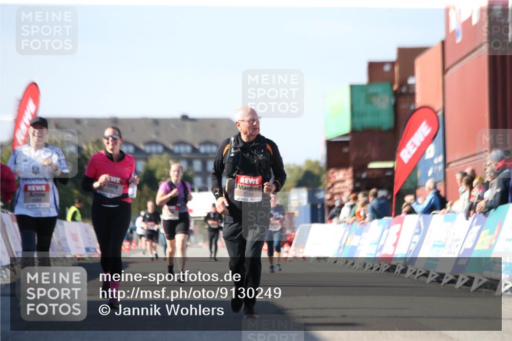 03.10.2025 - Köhlbrandbrückenlauf Jannik Wohlers http://msf.ph/oto/9130249 03.10.2025 13:46:43 Ziel 5759 meine-sportfotos.de