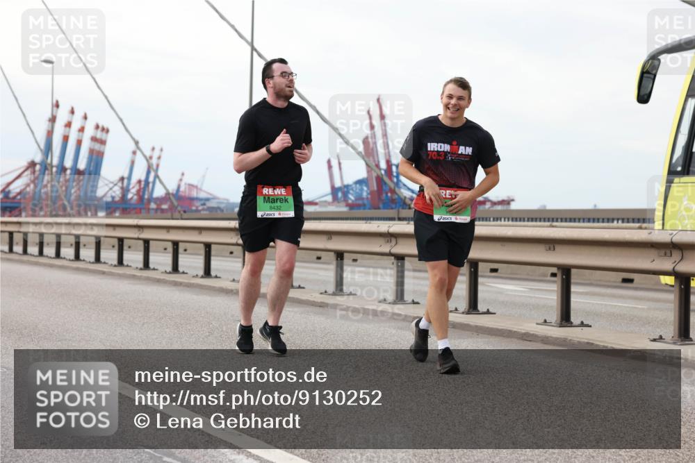 03.10.2025 - Köhlbrandbrückenlauf Lena Gebhardt http://msf.ph/oto/9130252 03.10.2025 16:05:37 Position 2 70, 3, 8432 meine-sportfotos.de