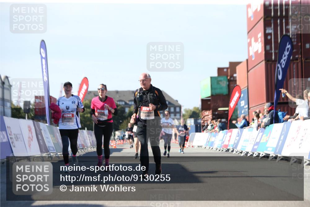 03.10.2025 - Köhlbrandbrückenlauf Jannik Wohlers http://msf.ph/oto/9130255 03.10.2025 13:46:44 Ziel 5275, 5388, 5759 meine-sportfotos.de