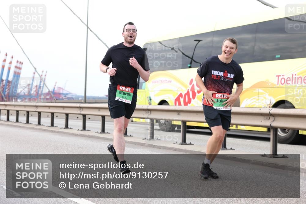 03.10.2025 - Köhlbrandbrückenlauf Lena Gebhardt http://msf.ph/oto/9130257 03.10.2025 16:05:37 Position 2 8432, 70, 3, 7186 meine-sportfotos.de