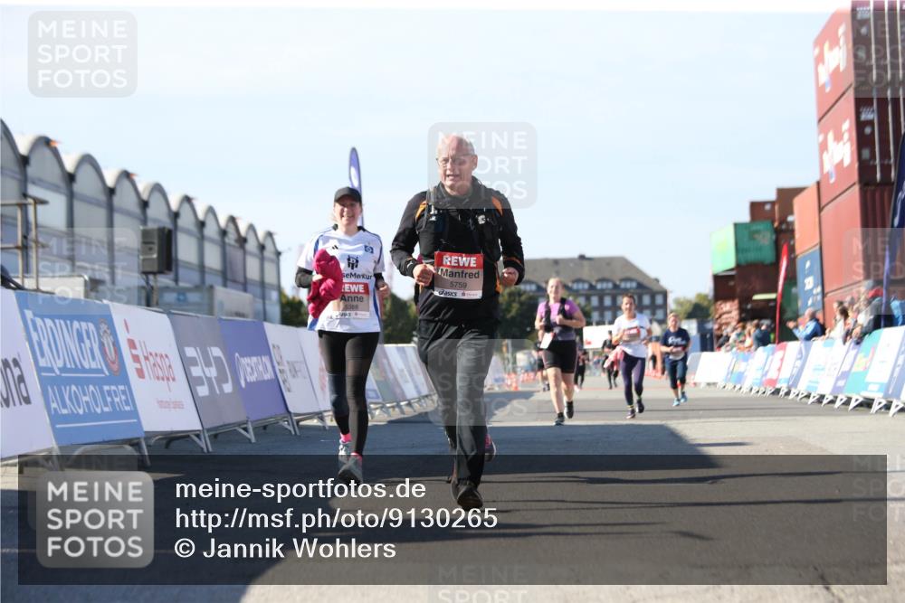 03.10.2025 - Köhlbrandbrückenlauf Jannik Wohlers http://msf.ph/oto/9130265 03.10.2025 13:46:47 Ziel 5275, 5388, 5759 meine-sportfotos.de