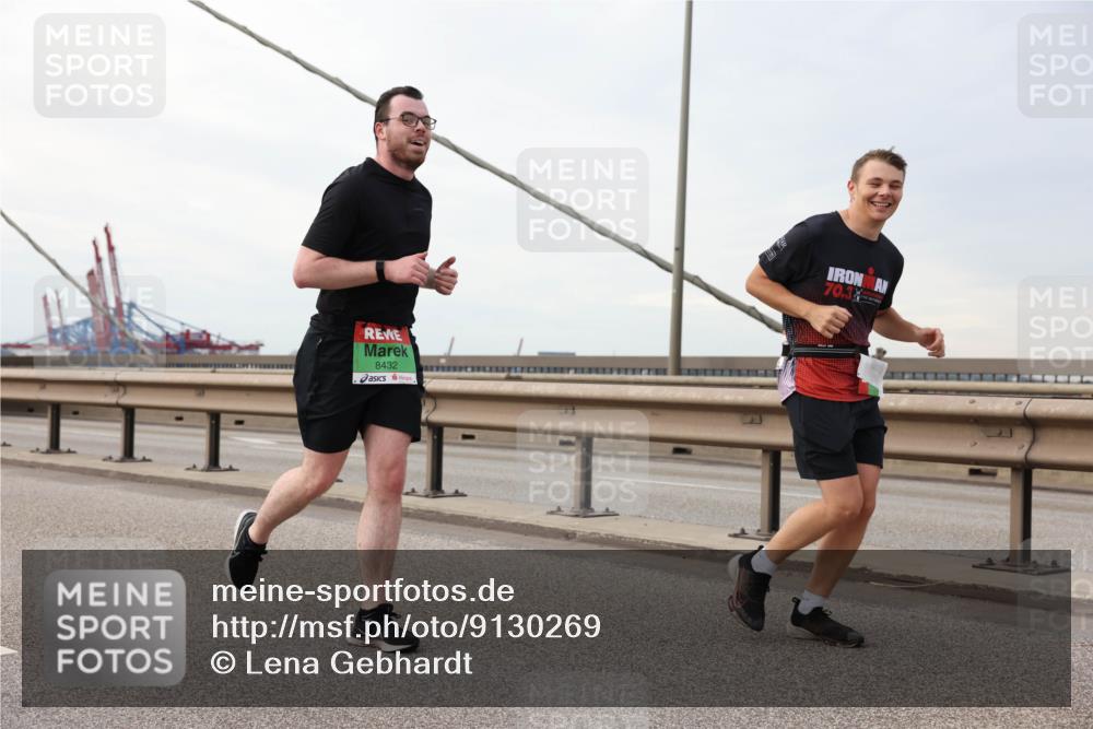 03.10.2025 - Köhlbrandbrückenlauf Lena Gebhardt http://msf.ph/oto/9130269 03.10.2025 16:05:39 Position 2 8432, 70, 3 meine-sportfotos.de